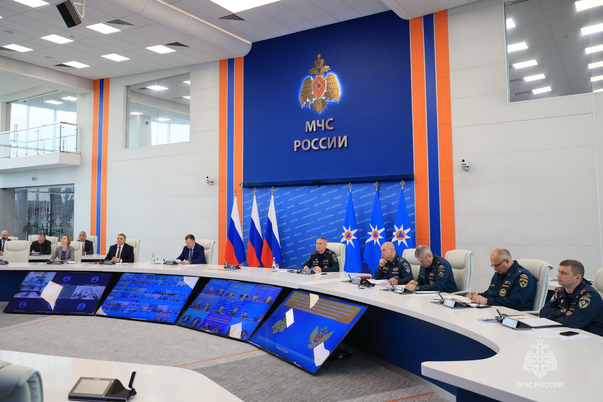 Всероссийское антитеррористическое учение объединило более 16 млн учащихся школ и колледжей.