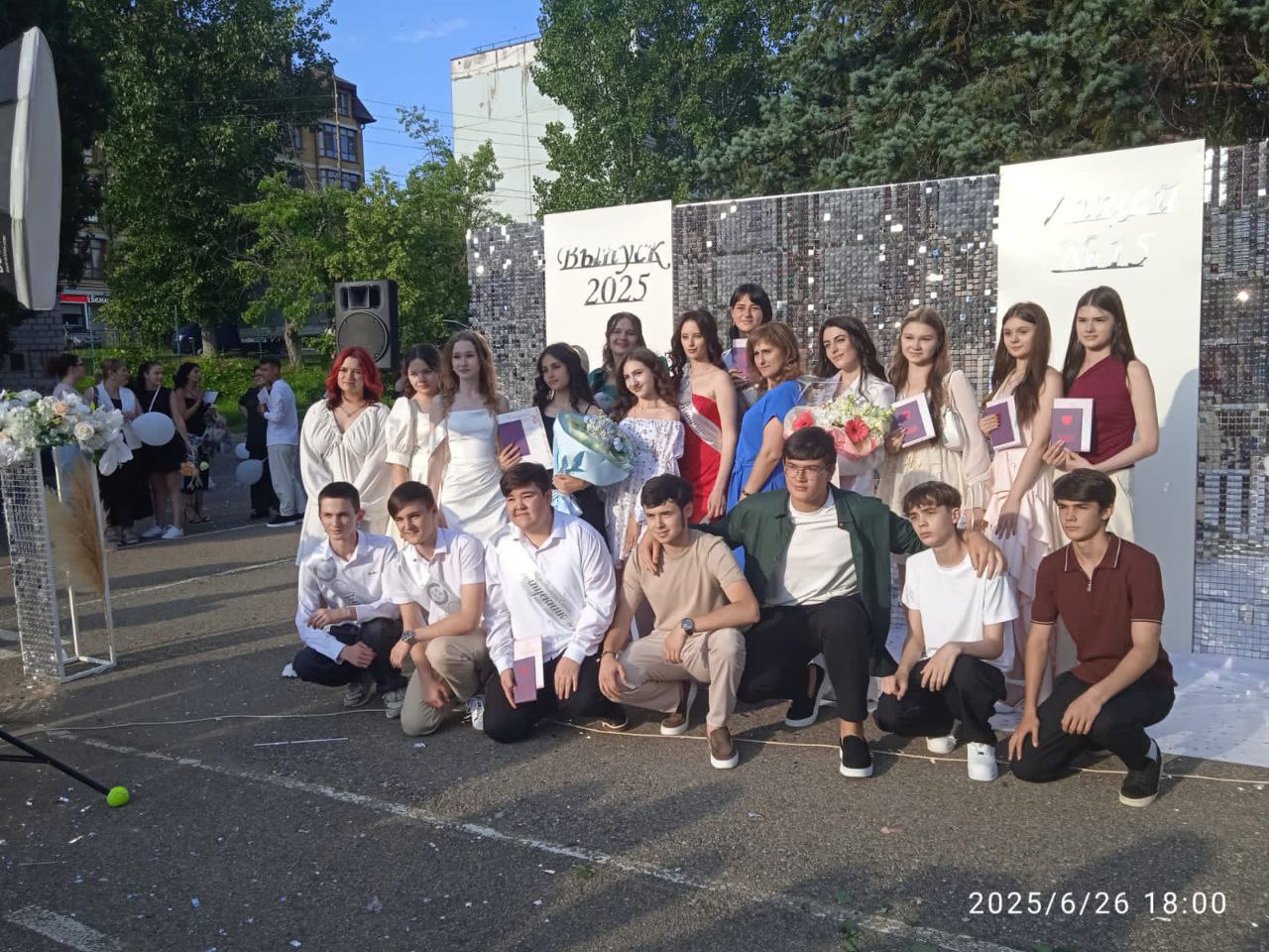 Вручение аттестатов выпускникам 9-х классов.